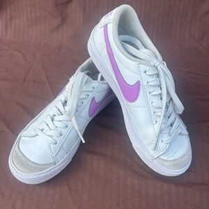 3.5Y Nike Blazers Purple Swoosh
